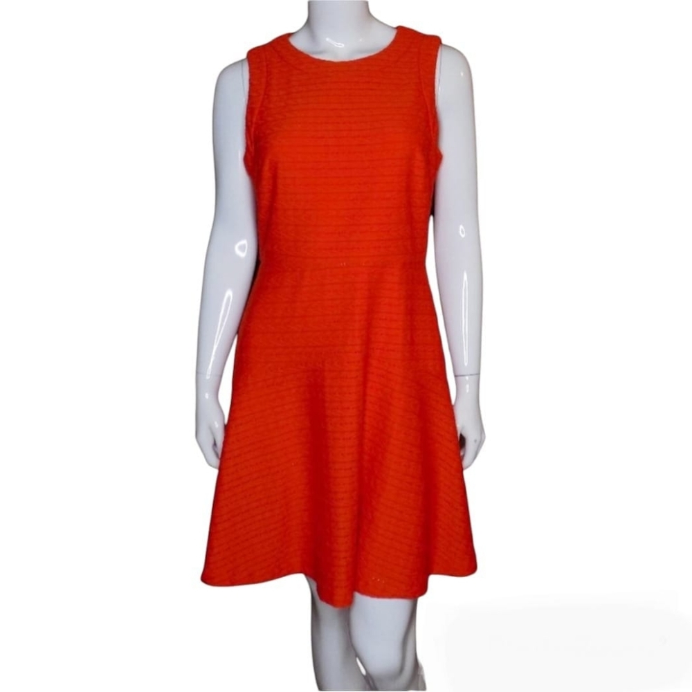 Donna Morgan Crew Neck Sleeveless Solid Eyelet Orange Dress Size 8